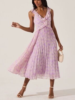 NWT ASTR the Label Ruffle Pleated Midi Sundress Lilac Floral Size Large